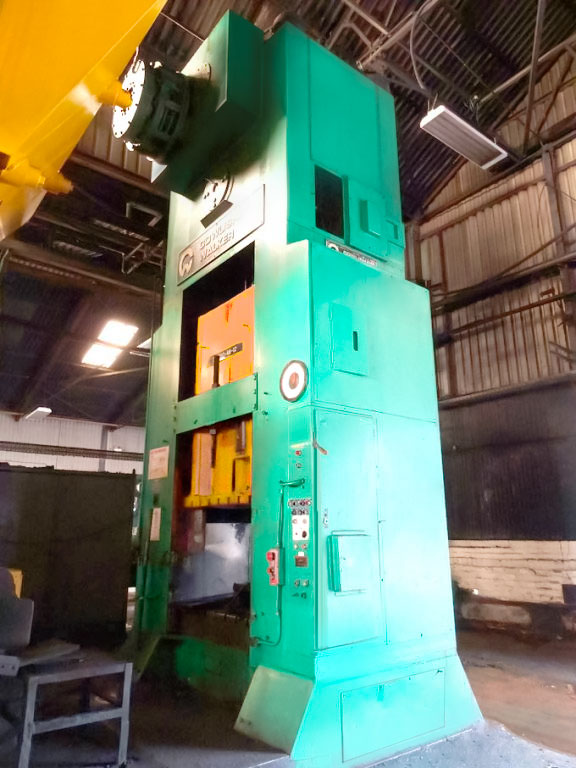 Eccentric press Cowlishaw Walker S1-600-48-12 600 ton