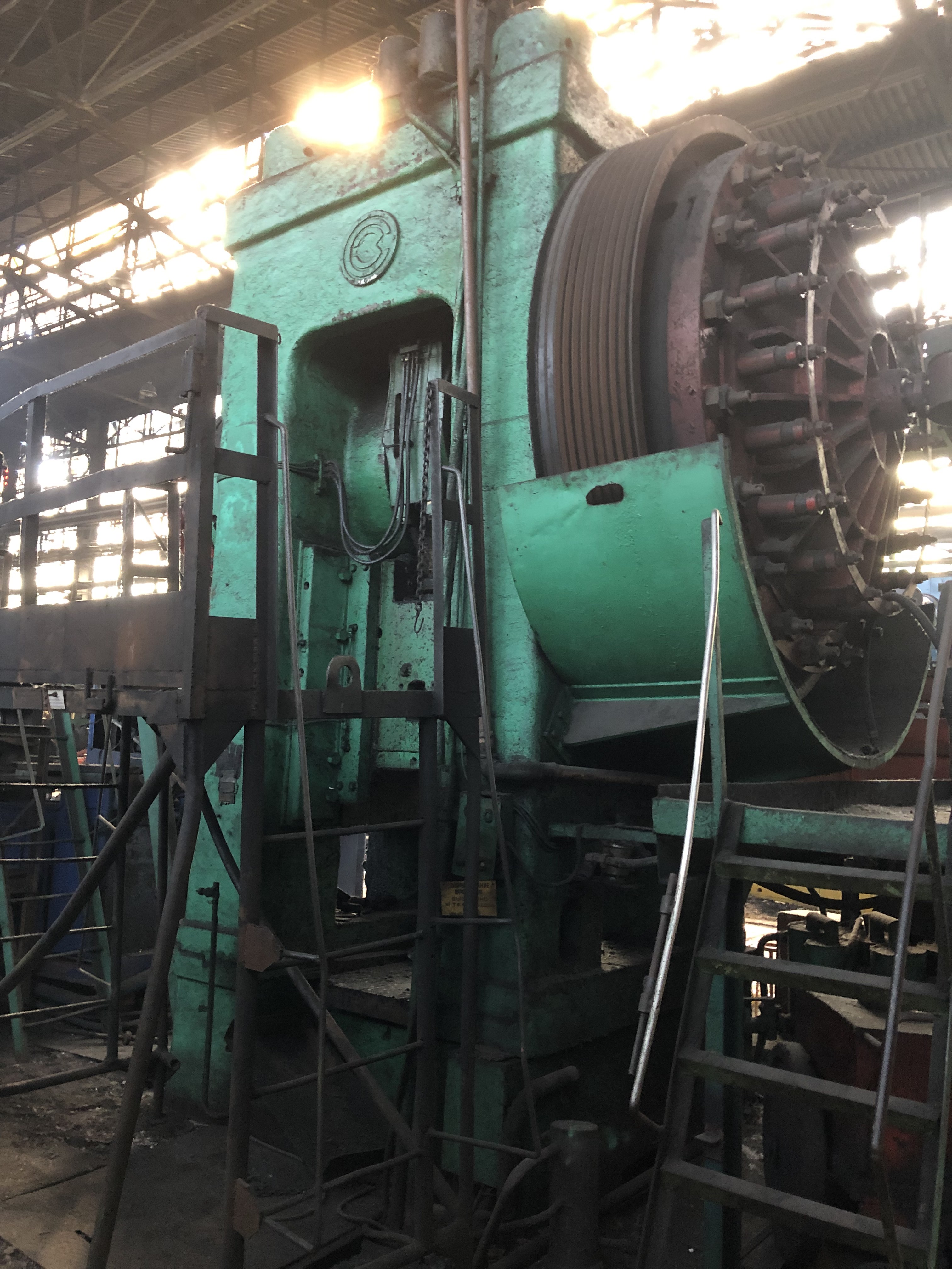 Hot forging press KB 8542 1600 ton
